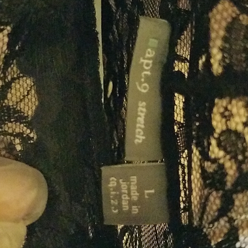 Top - Picture 2 of 4